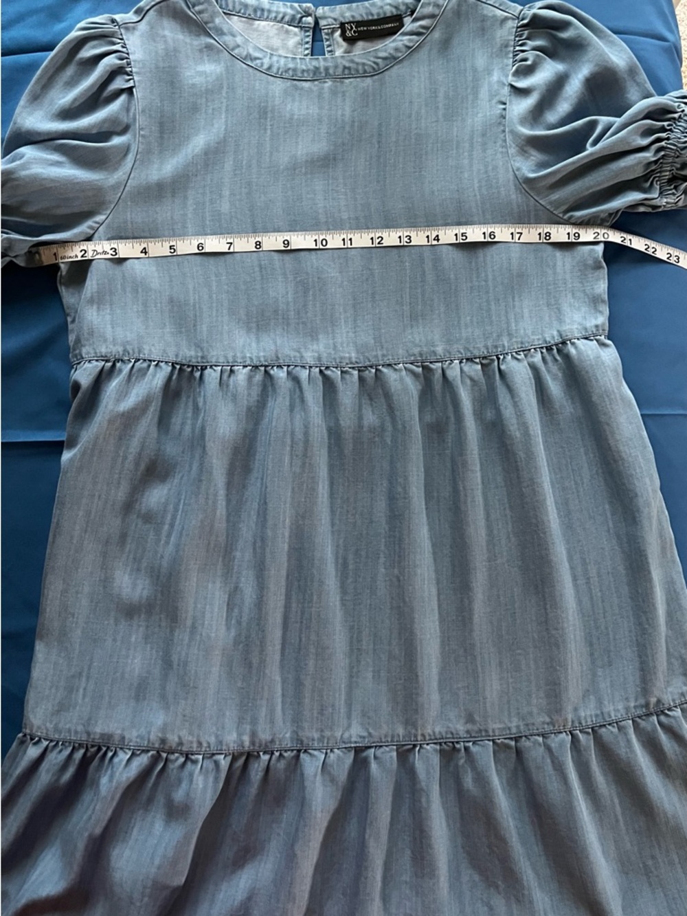 New York & Company Blue Chambray Tiered Midi Dress - Picture 5 of 7